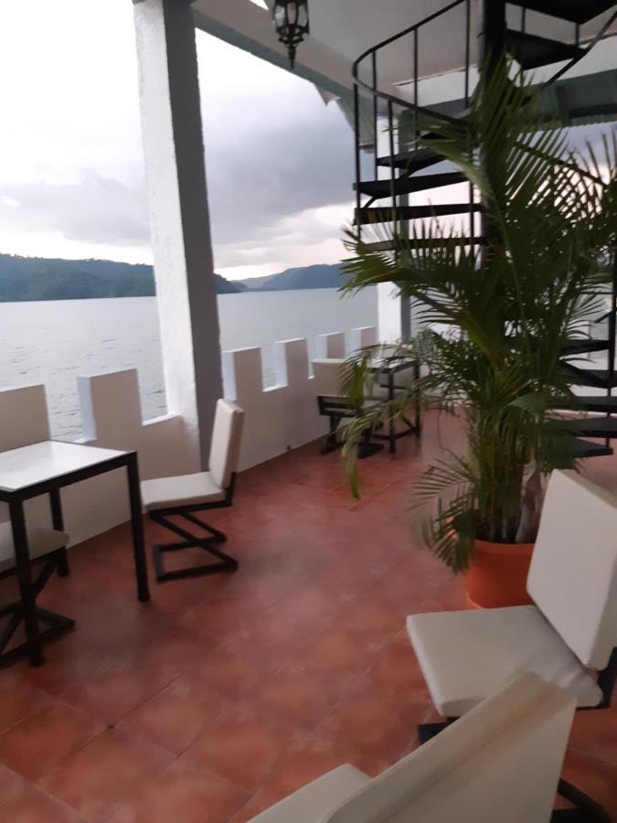 Vista Castillo Hotel Golfito Esterno foto
